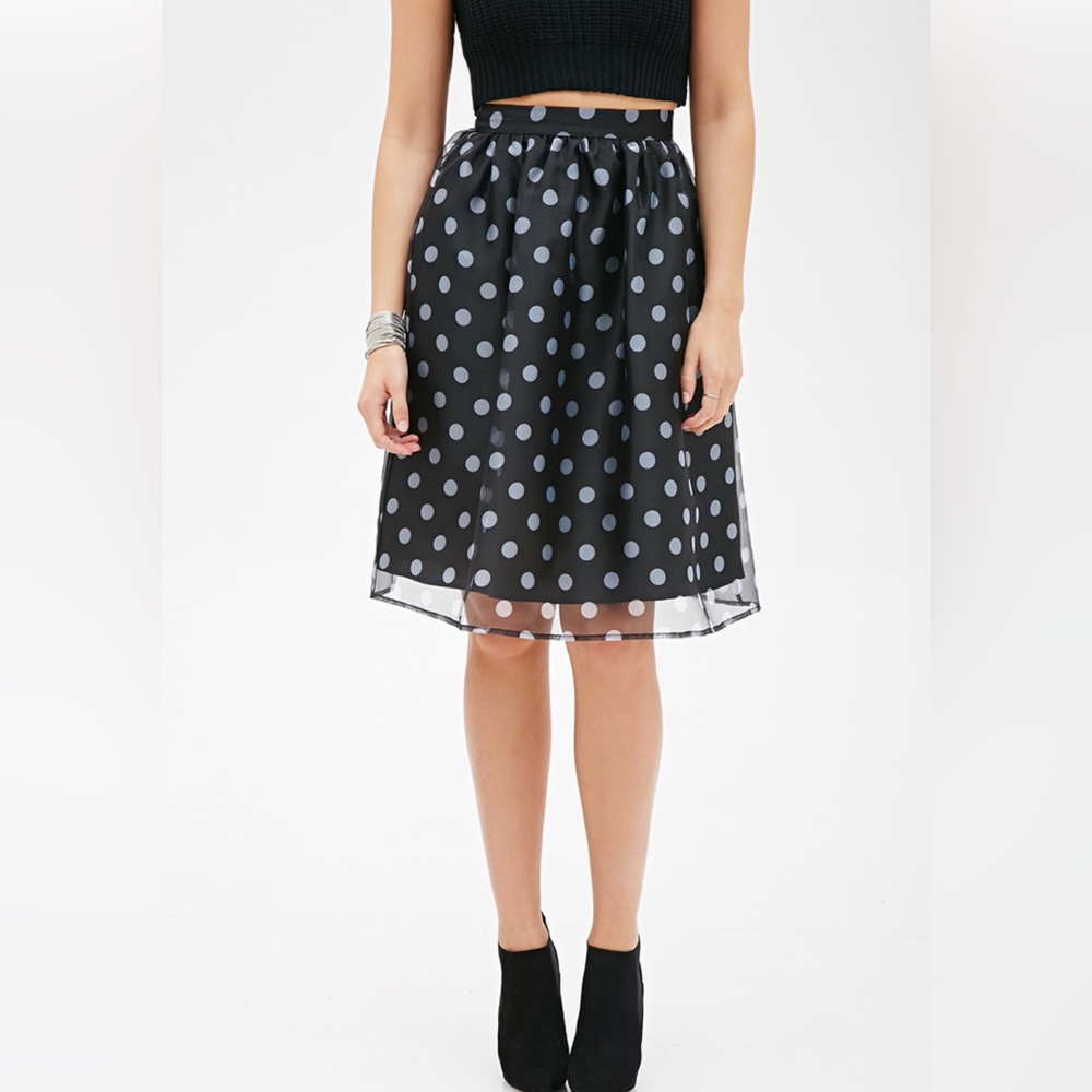 Forever 21 Black and White Tulle Polka Dot Skirt-Size Small